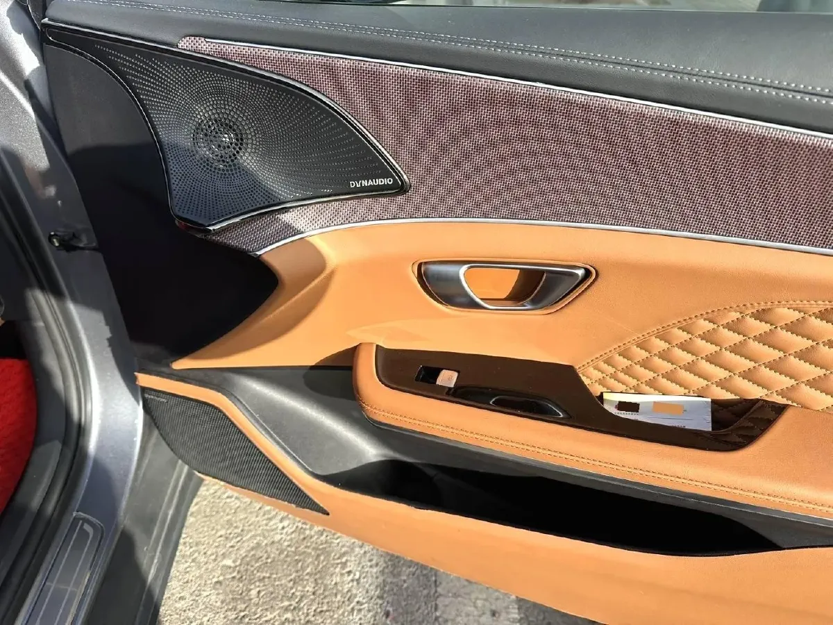 2022 Volkswagen Tiguan L 2.0T 186HP L4 7DCT,autocango,china used car exporter,china ev exporter,chinese used car exporter,chinese used ev exporter