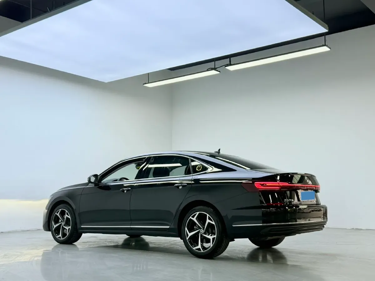 2026 Volkswagen Passat 2.0T 186HP L4 7DCT,autocango,china used car exporter,china ev exporter,chinese used car exporter,chinese used ev exporter