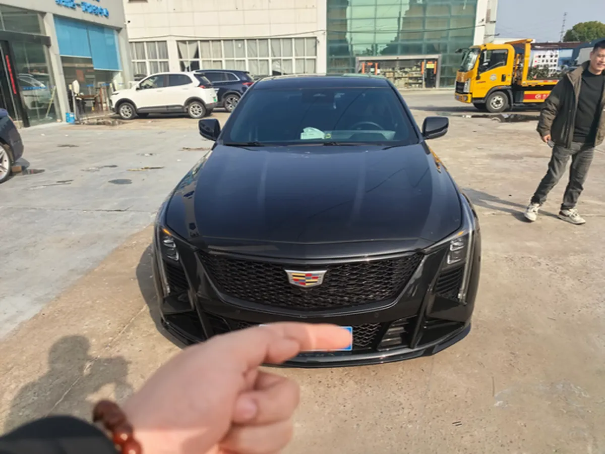 2024 Cadillac CT5 2.0T 237HP L4 10AT,autocango,china used car exporter,china ev exporter,chinese used car exporter,chinese used ev exporter