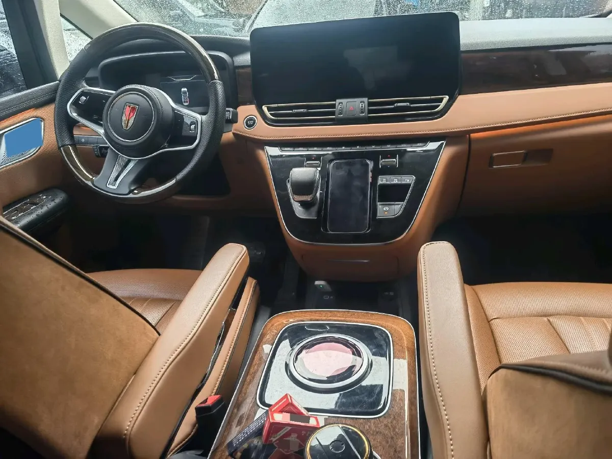 2023 HongQi HQ9 2.0T 252HP L4 8AT,autocango,china used car exporter,china ev exporter,chinese used car exporter,chinese used ev exporter