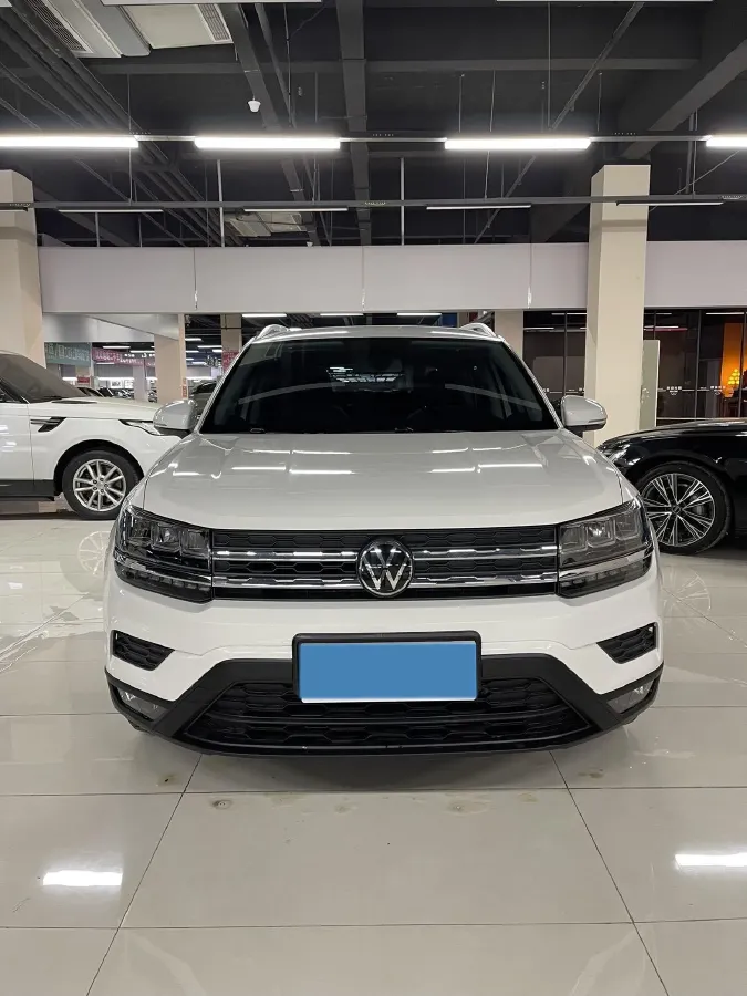 2022 Ford Transit 2.0T 202HP L4 6AT,autocango,china used car exporter,china ev exporter,chinese used car exporter,chinese used ev exporter