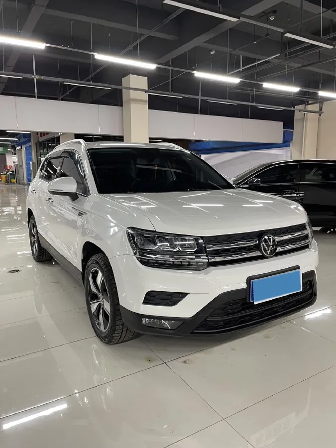 2022 Ford Transit 2.0T 202HP L4 6AT,autocango,china used car exporter,china ev exporter,chinese used car exporter,chinese used ev exporter