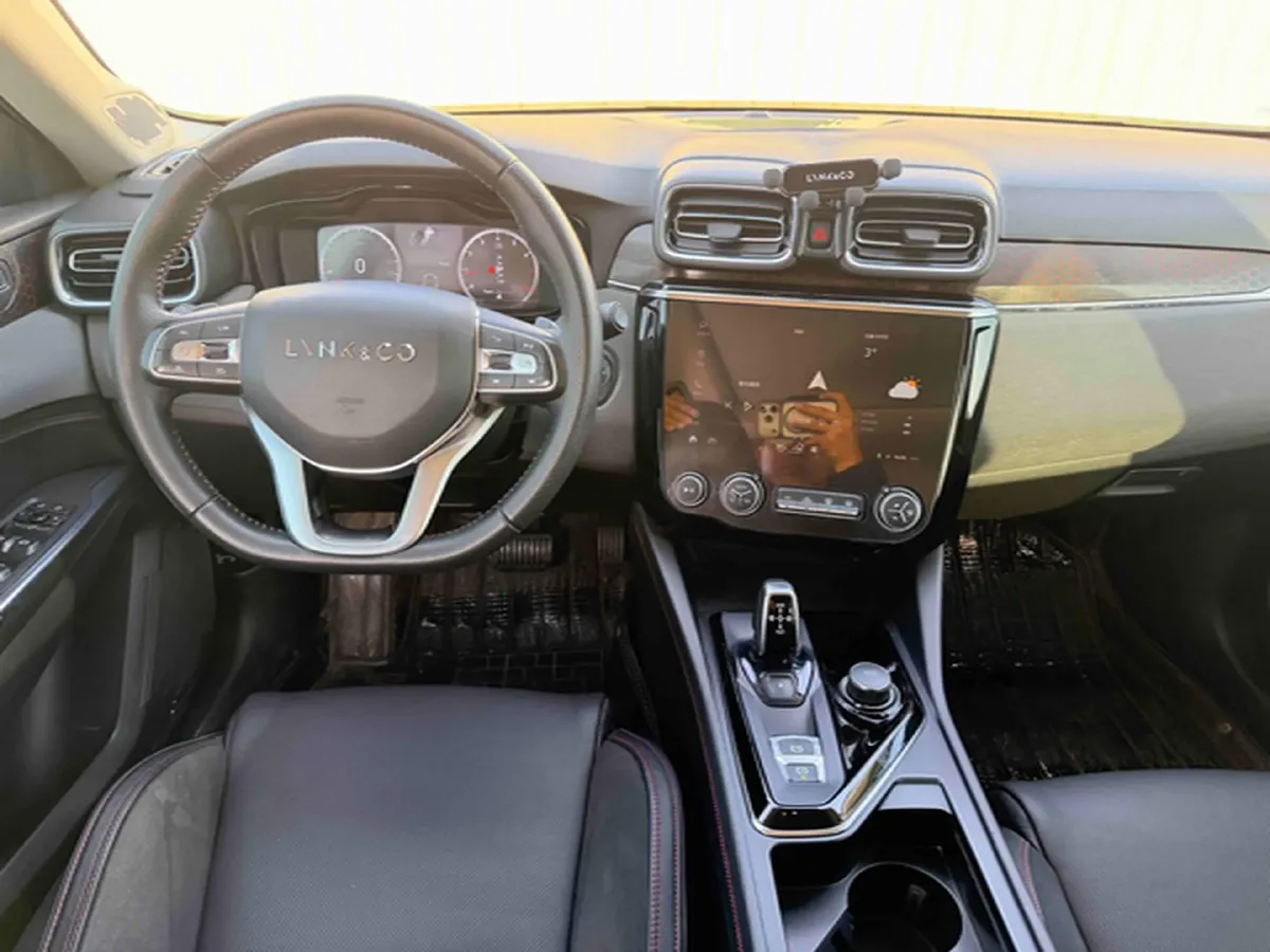 2018 Renault Koleos 2.0L 150HP L4 CVT,autocango,china used car exporter,china ev exporter,chinese used car exporter,chinese used ev exporter