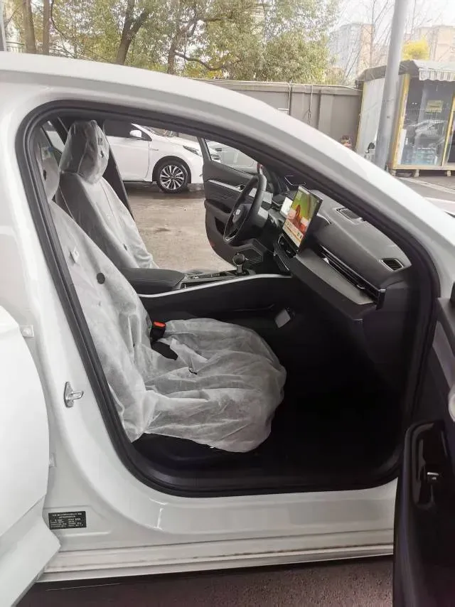 2025 Geely Preface 1.5T 181HP L4 7DCT,autocango,china used car exporter,china ev exporter,chinese used car exporter,chinese used ev exporter