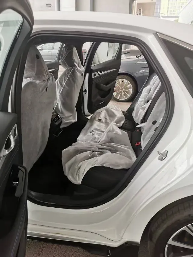 2025 Geely Preface 1.5T 181HP L4 7DCT,autocango,china used car exporter,china ev exporter,chinese used car exporter,chinese used ev exporter