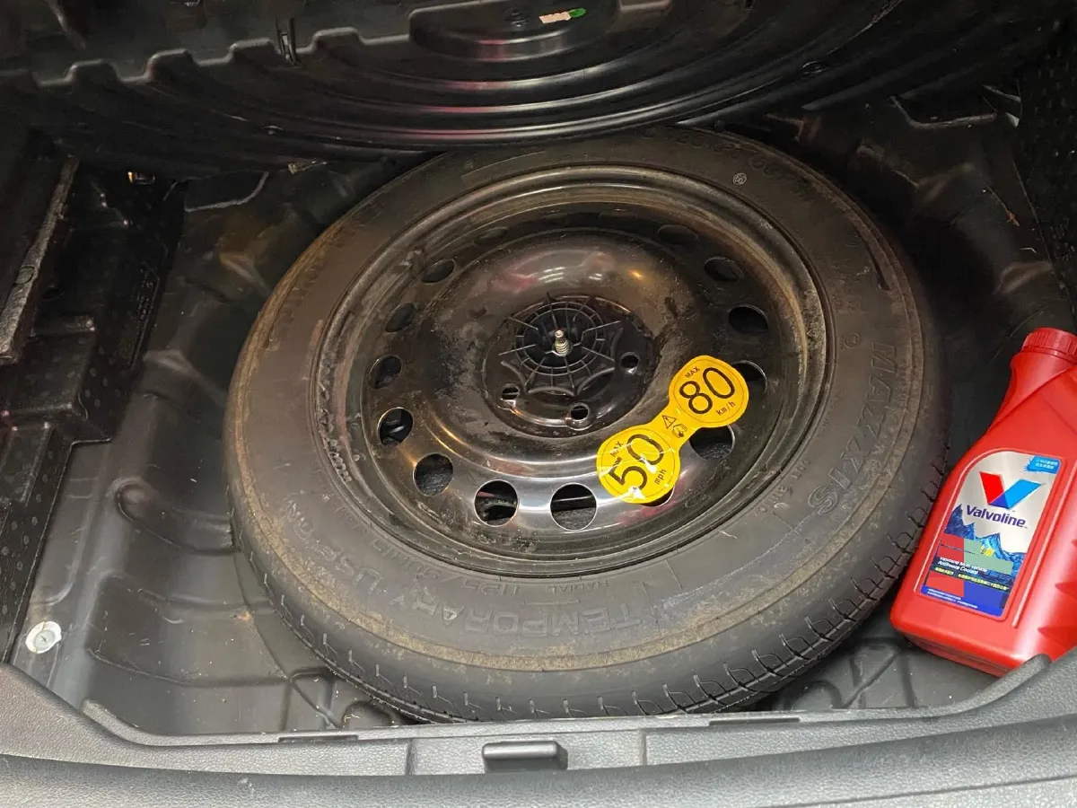 2020 Roewe i6 1.5T 169HP L4 7DCT,autocango,china used car exporter,china ev exporter,chinese used car exporter,chinese used ev exporter