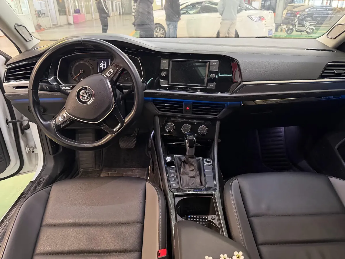 2020 Volkswagen Sagitar 1.2T 116HP L4 7DCT,autocango,china used car exporter,china ev exporter,chinese used car exporter,chinese used ev exporter