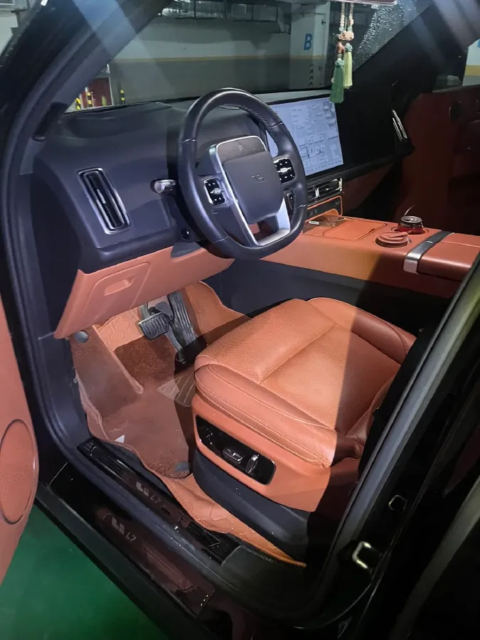 2023 Li L7 Range Extended 154HP REEV 40.9KWH,autocango,china used car exporter,china ev exporter,chinese used car exporter,chinese used ev exporter