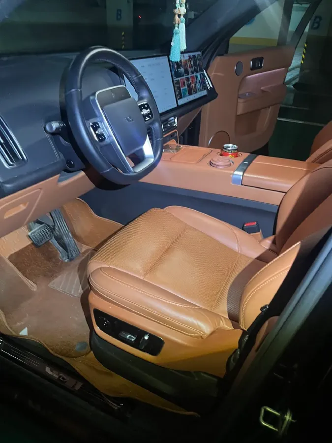 2023 Li L7 Range Extended 154HP REEV 40.9KWH,autocango,china used car exporter,china ev exporter,chinese used car exporter,chinese used ev exporter