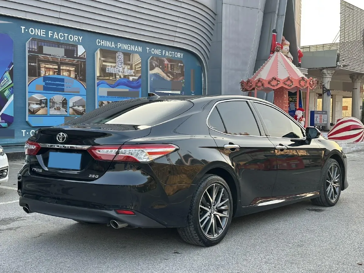 2021 Toyota Camry 2.5L 209HP L4 8AT,autocango,china used car exporter,china ev exporter,chinese used car exporter,chinese used ev exporter