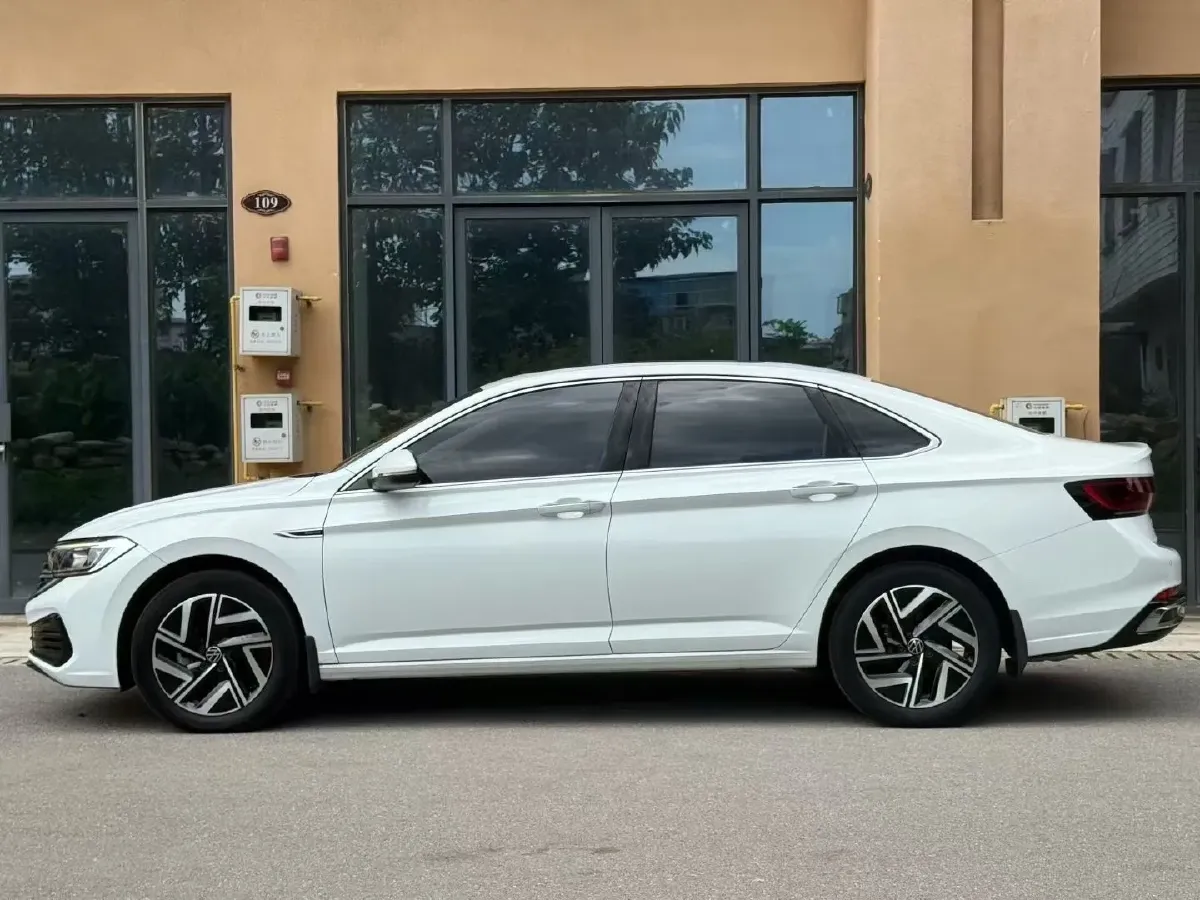 2023 Volkswagen Sagitar 1.4T 150HP L4 7DCT,autocango,china used car exporter,china ev exporter,chinese used car exporter,chinese used ev exporter