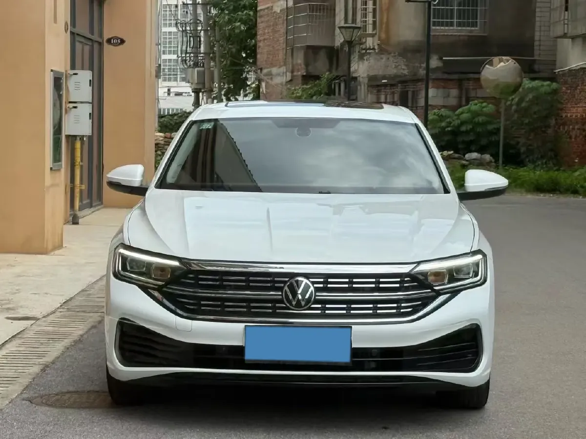 2023 Volkswagen Sagitar 1.4T 150HP L4 7DCT,autocango,china used car exporter,china ev exporter,chinese used car exporter,chinese used ev exporter