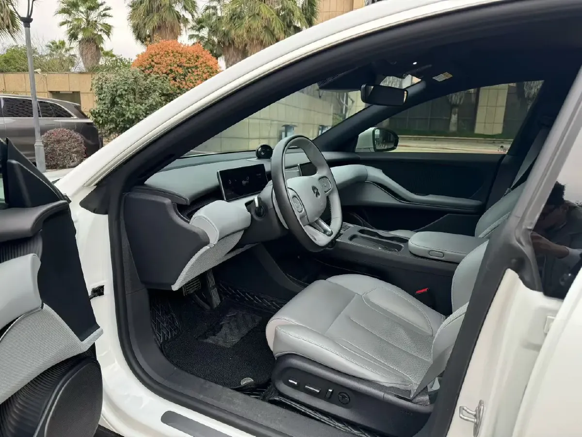 2024 NIO ET5 BEV 75KWH,autocango,china used car exporter,china ev exporter,chinese used car exporter,chinese used ev exporter