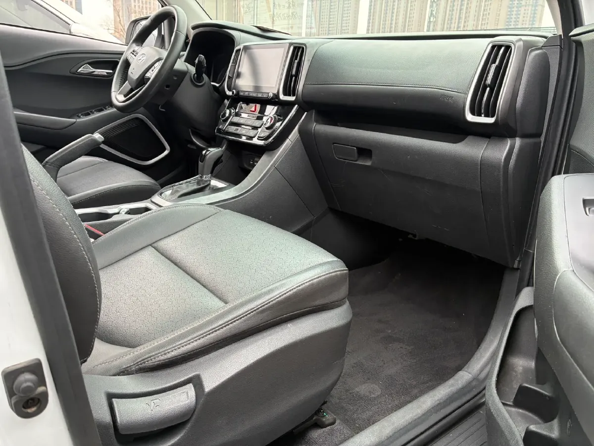 2019 Hyundai ix35 2.0L 160HP L4 6AT,autocango,china used car exporter,china ev exporter,chinese used car exporter,chinese used ev exporter