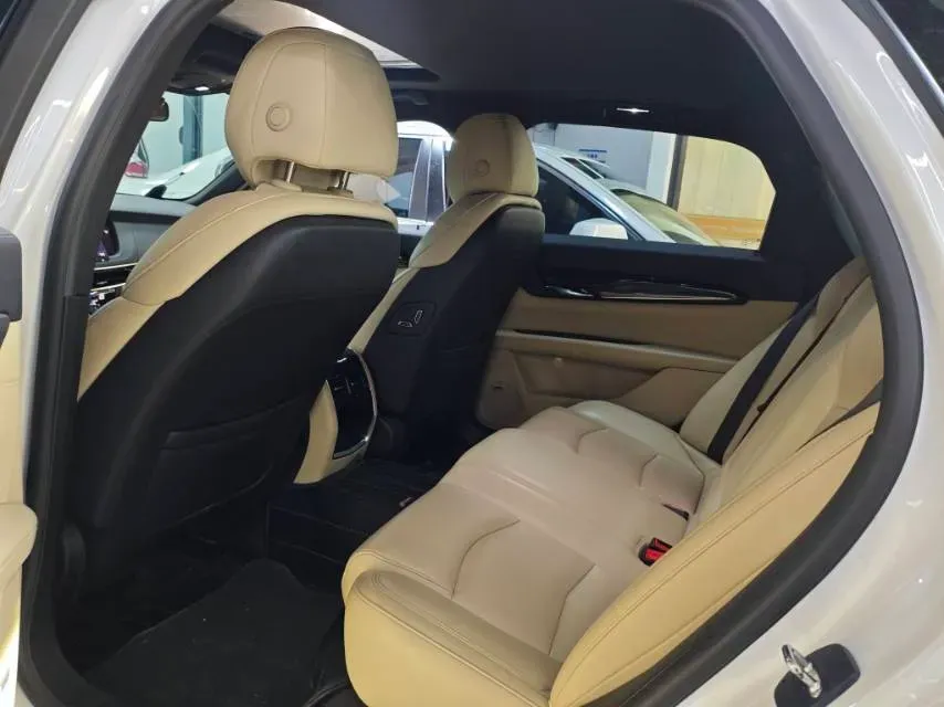 2021 Cadillac CT6 2.0T 237HP L4 10AT,autocango,china used car exporter,china ev exporter,chinese used car exporter,chinese used ev exporter