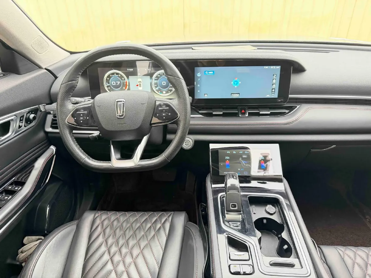 2020 Bestune T99 2.0T 224HP L4 6AT,autocango,china used car exporter,china ev exporter,chinese used car exporter,chinese used ev exporter