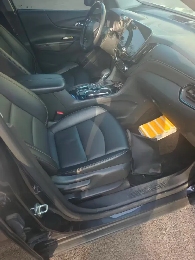 2022 Chevrolet Equinox 1.5T 169HP L4 6AT,autocango,china used car exporter,china ev exporter,chinese used car exporter,chinese used ev exporter