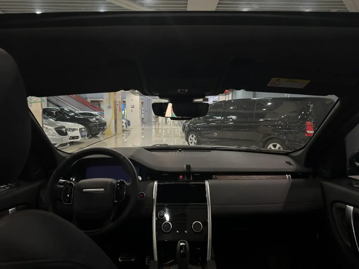 2021 Land Rover Discovery Sport 2.0T 249HP L4 9AT,autocango,china used car exporter,china ev exporter,chinese used car exporter,chinese used ev exporter