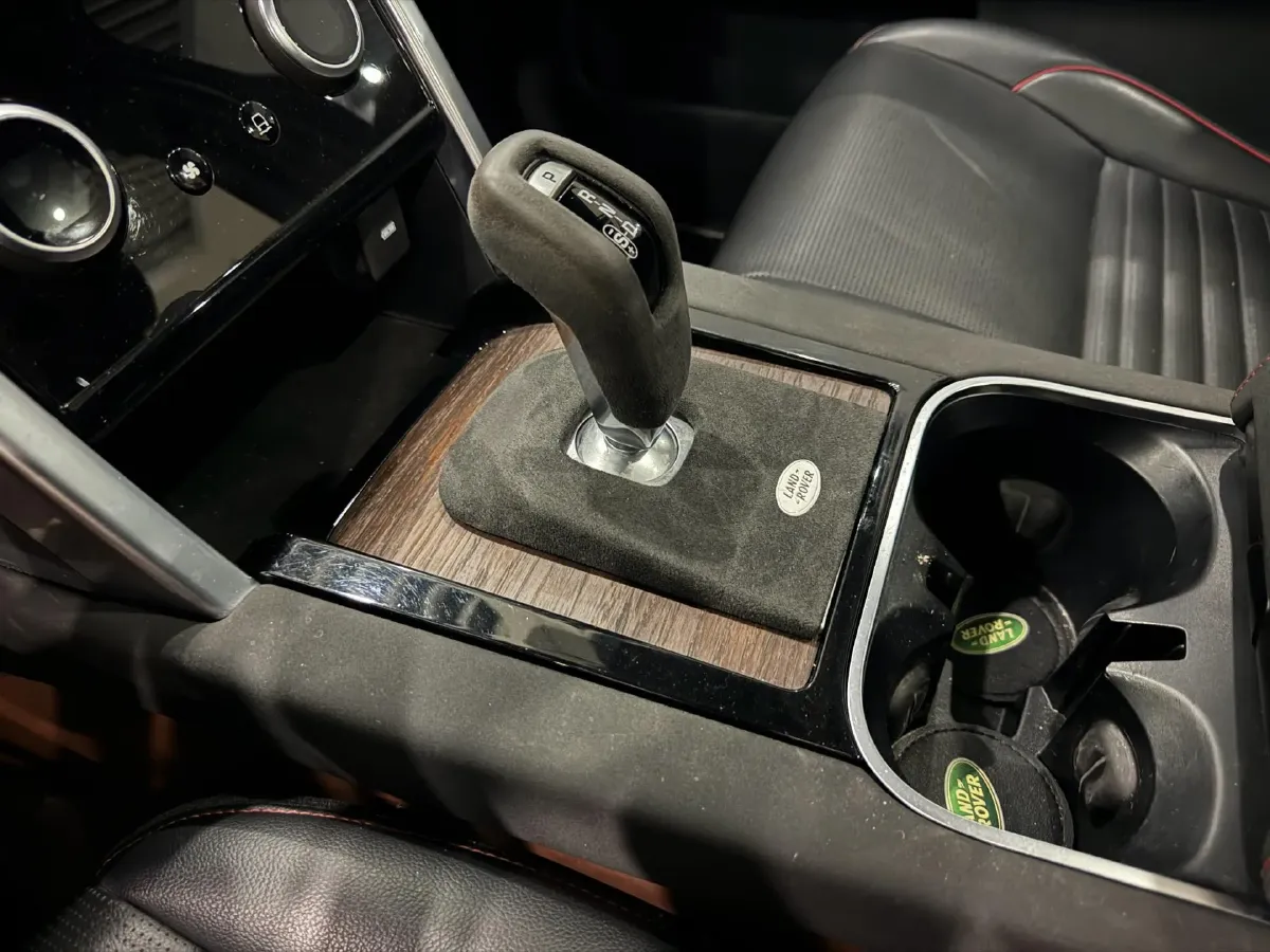 2021 Land Rover Discovery Sport 2.0T 249HP L4 9AT,autocango,china used car exporter,china ev exporter,chinese used car exporter,chinese used ev exporter