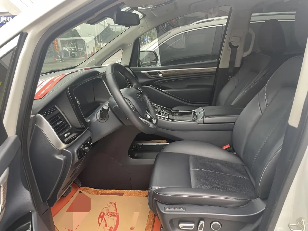 2021 GAC Trumpchi M8 2.0T 252HP L4 8AT,autocango,china used car exporter,china ev exporter,chinese used car exporter,chinese used ev exporter