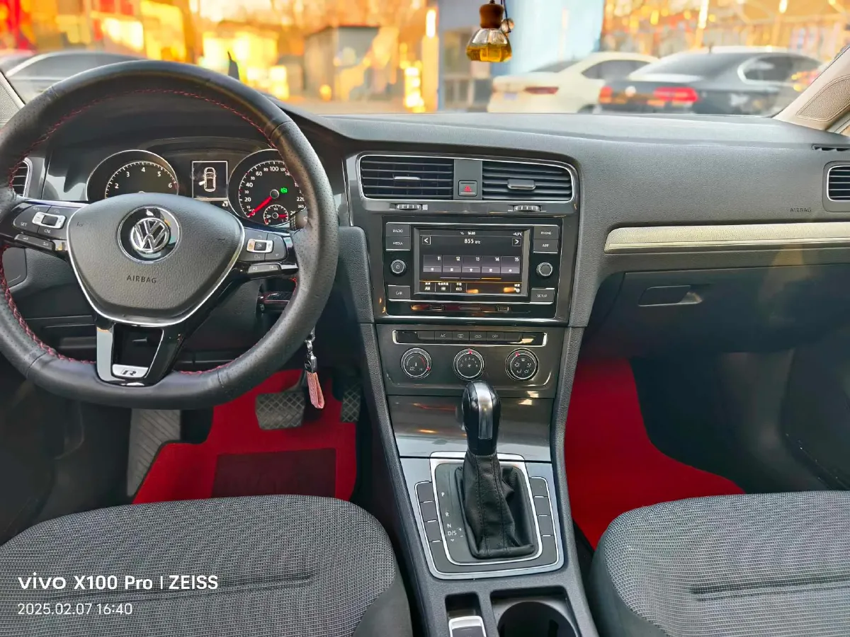 2018 Volkswagen Golf 1.6L 110HP L4 6AT,autocango,china used car exporter,china ev exporter,chinese used car exporter,chinese used ev exporter