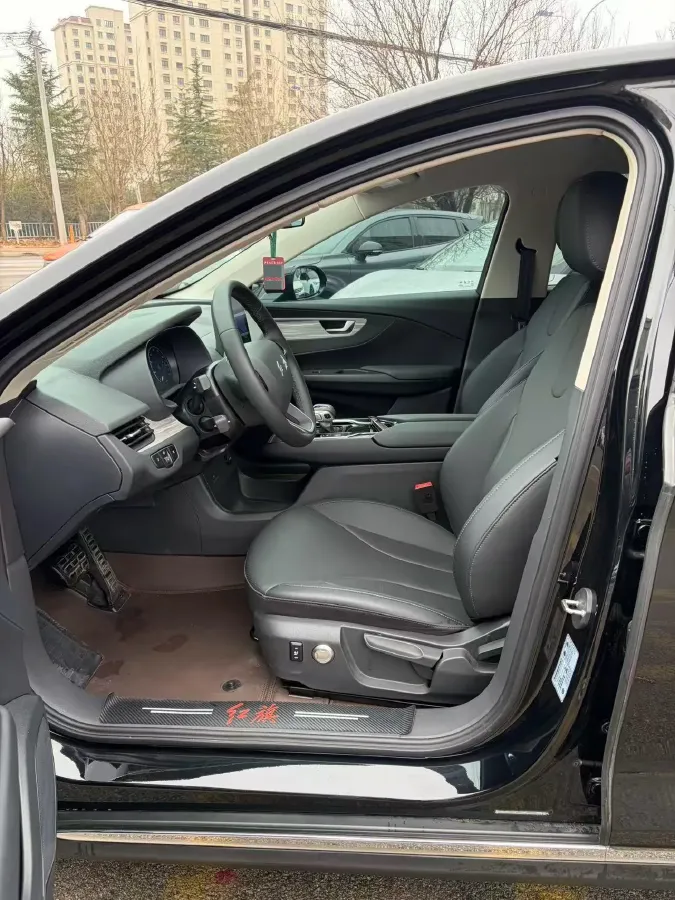 2024 HongQi E-QM5 BEV 72KWH,autocango,china used car exporter,china ev exporter,chinese used car exporter,chinese used ev exporter