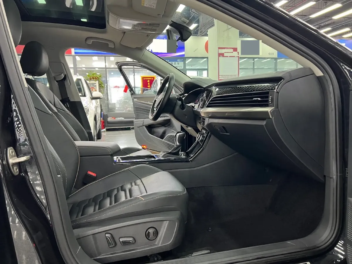 2019 Skoda Kodiak 2.0T 186HP L4 7DCT,autocango,china used car exporter,china ev exporter,chinese used car exporter,chinese used ev exporter