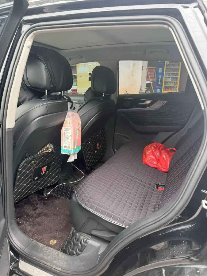 2022 HongQi HS5 2.0T 224HP L4 6AT,autocango,china used car exporter,china ev exporter,chinese used car exporter,chinese used ev exporter