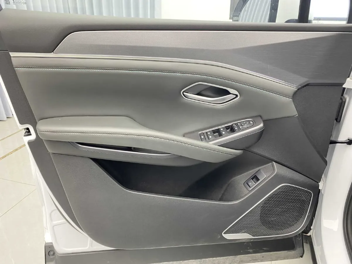 2025 BYD SongL DM-i 1.5L 101HP L4 E-CVT PHEV 26.6KWH,autocango,china used car exporter,china ev exporter,chinese used car exporter,chinese used ev exporter