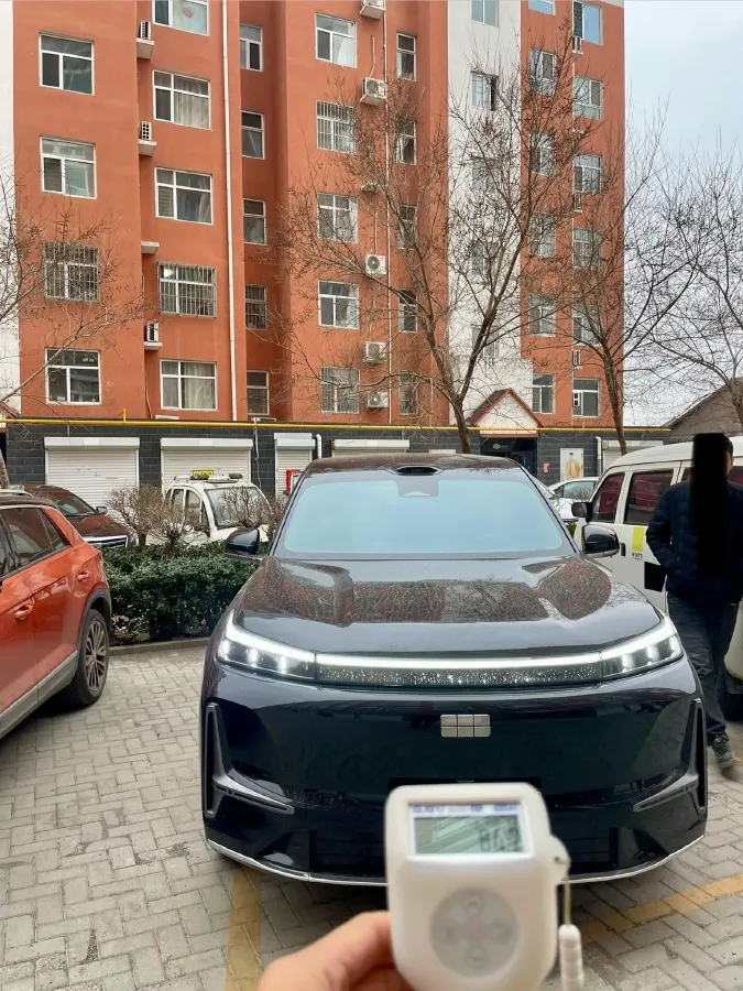 2025 Volkswagen Tiguan L 2.0T 220HP L4 7DCT,autocango,china used car exporter,china ev exporter,chinese used car exporter,chinese used ev exporter