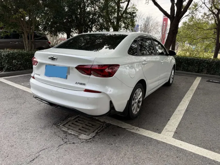 2024 Chevrolet Monza 1.5L 113HP L4 6DCT,autocango,china used car exporter,china ev exporter,chinese used car exporter,chinese used ev exporter