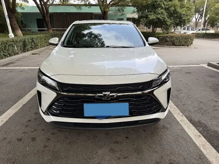 2024 Chevrolet Monza 1.5L 113HP L4 6DCT,autocango,china used car exporter,china ev exporter,chinese used car exporter,chinese used ev exporter