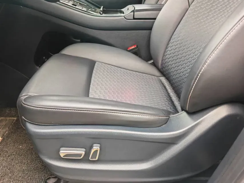 2021 LYNK&CO 03 2.0T 254HP L4 8AT,autocango,china used car exporter,china ev exporter,chinese used car exporter,chinese used ev exporter