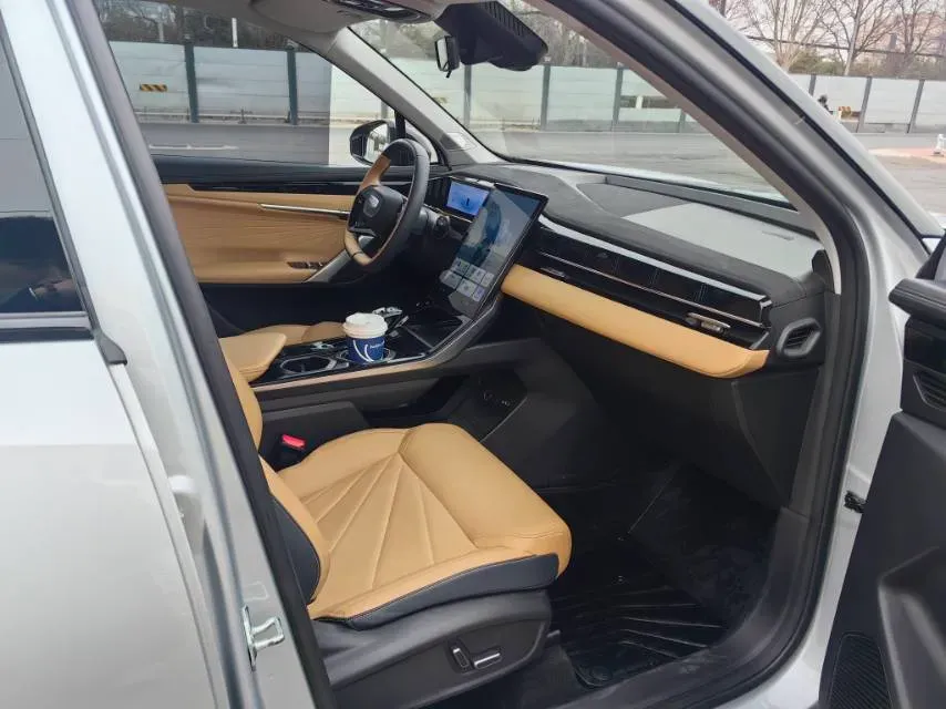 2023 Geely StarRay 2.0T 218HP L4 7DCT,autocango,china used car exporter,china ev exporter,chinese used car exporter,chinese used ev exporter