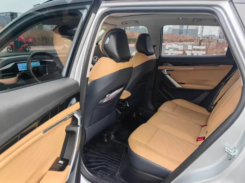 2023 Geely StarRay 2.0T 218HP L4 7DCT,autocango,china used car exporter,china ev exporter,chinese used car exporter,chinese used ev exporter