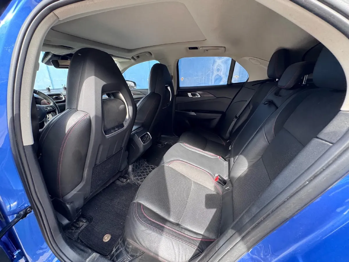 2018 Toyota C-HR 2.0L 171HP L4 CVT,autocango,china used car exporter,china ev exporter,chinese used car exporter,chinese used ev exporter