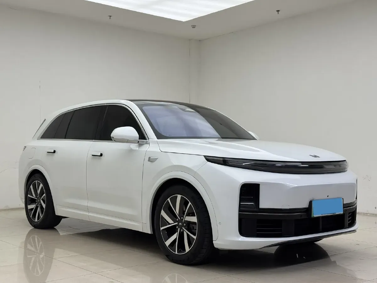 2023 Li L7 Range Extended 154HP REEV 40.9KWH,autocango,china used car exporter,china ev exporter,chinese used car exporter,chinese used ev exporter
