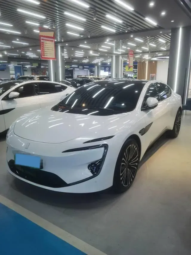 2025 Avatr 12 1.5T 156HP L4 REEV 39.05KWH,autocango,china used car exporter,china ev exporter,chinese used car exporter,chinese used ev exporter