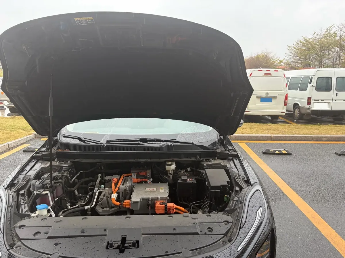 2023 HongQi E-QM5 BEV 54KWH,autocango,china used car exporter,china ev exporter,chinese used car exporter,chinese used ev exporter