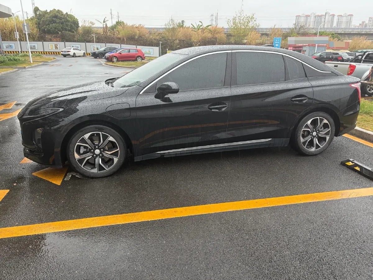 2023 HongQi E-QM5 BEV 54KWH,autocango,china used car exporter,china ev exporter,chinese used car exporter,chinese used ev exporter