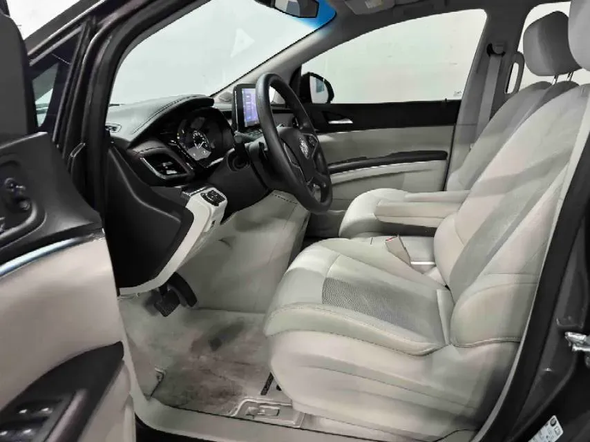 2022 Buick GL8 2.0T 237HP L4 9AT,autocango,china used car exporter,china ev exporter,chinese used car exporter,chinese used ev exporter