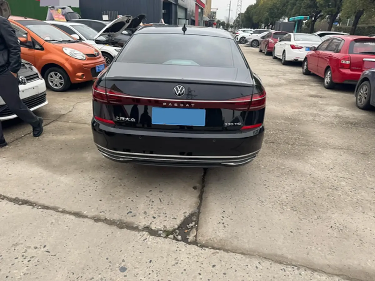 2023 Volkswagen Passat 2.0T 186HP L4 7DCT,autocango,china used car exporter,china ev exporter,chinese used car exporter,chinese used ev exporter