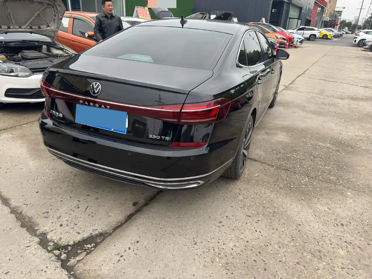 2023 Volkswagen Passat 2.0T 186HP L4 7DCT,autocango,china used car exporter,china ev exporter,chinese used car exporter,chinese used ev exporter