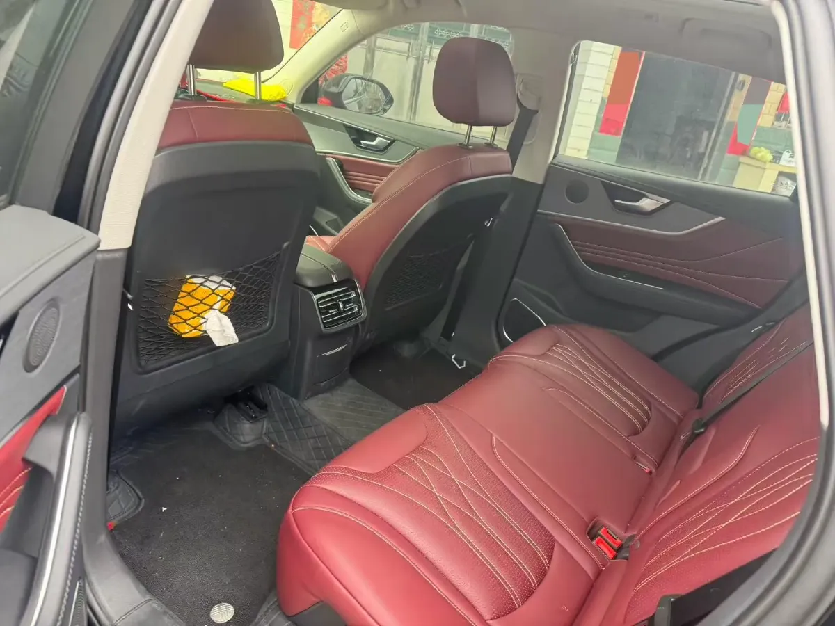 2026 HongQi HS5 2.0T 252HP L4 8AT,autocango,china used car exporter,china ev exporter,chinese used car exporter,chinese used ev exporter