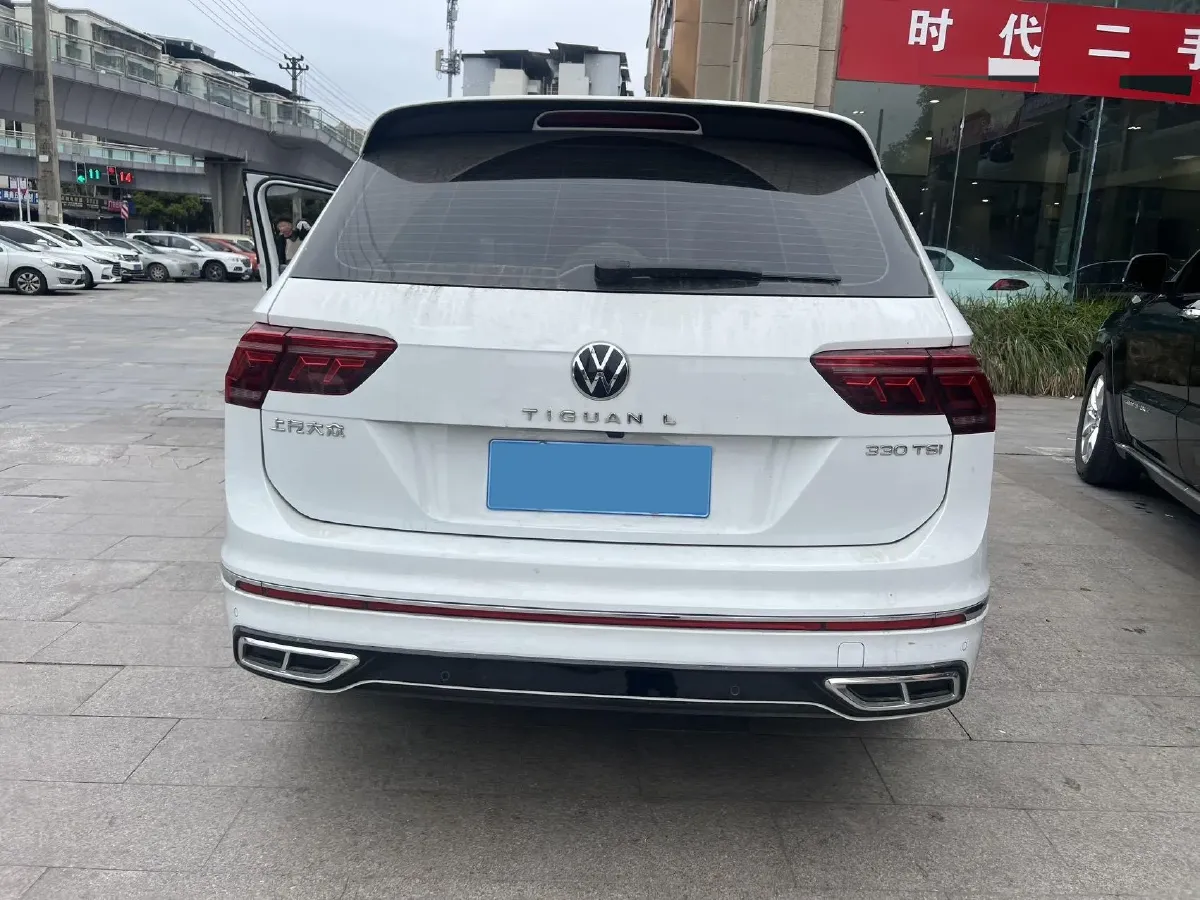 2024 Volkswagen Tiguan L 2.0T 186HP L4 7DCT,autocango,china used car exporter,china ev exporter,chinese used car exporter,chinese used ev exporter