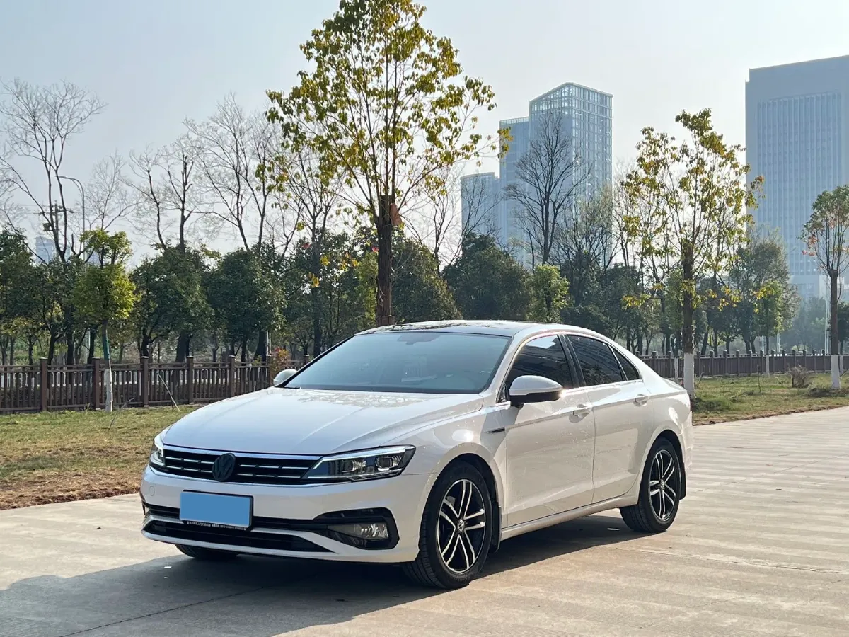 2021 Volkswagen Lamando 1.4T 150HP L4 7DCT,autocango,china used car exporter,china ev exporter,chinese used car exporter,chinese used ev exporter