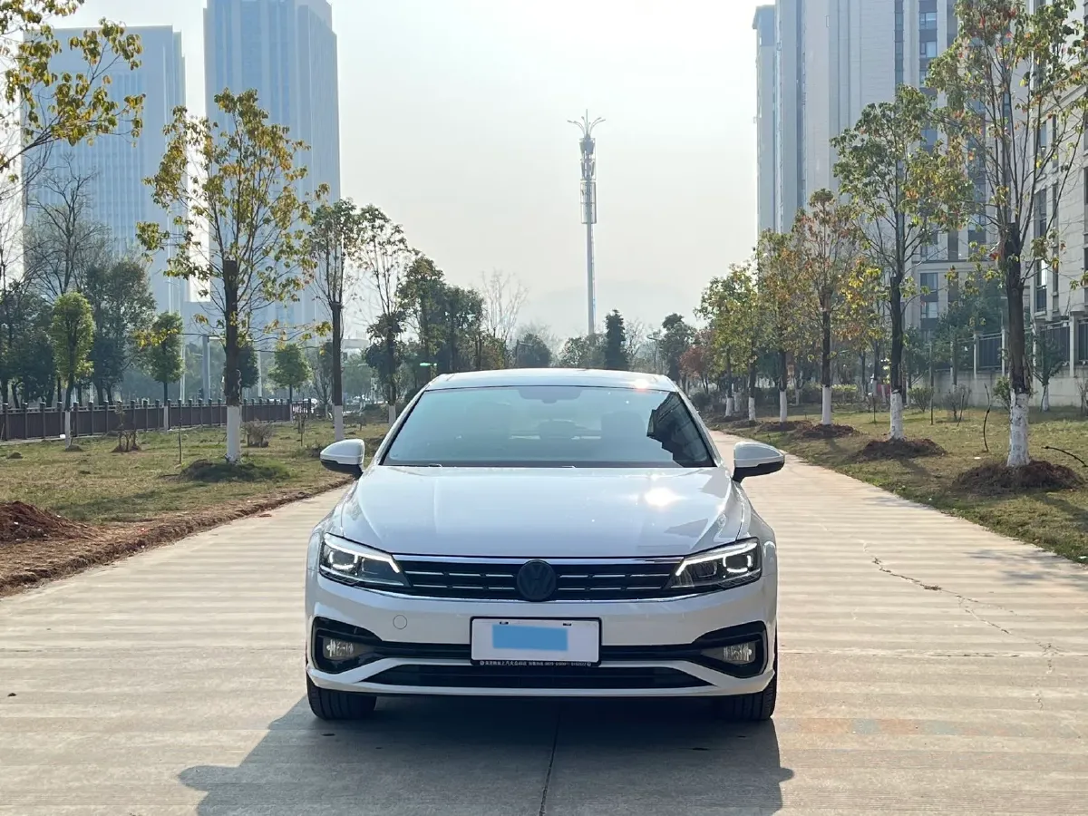 2021 Volkswagen Lamando 1.4T 150HP L4 7DCT,autocango,china used car exporter,china ev exporter,chinese used car exporter,chinese used ev exporter