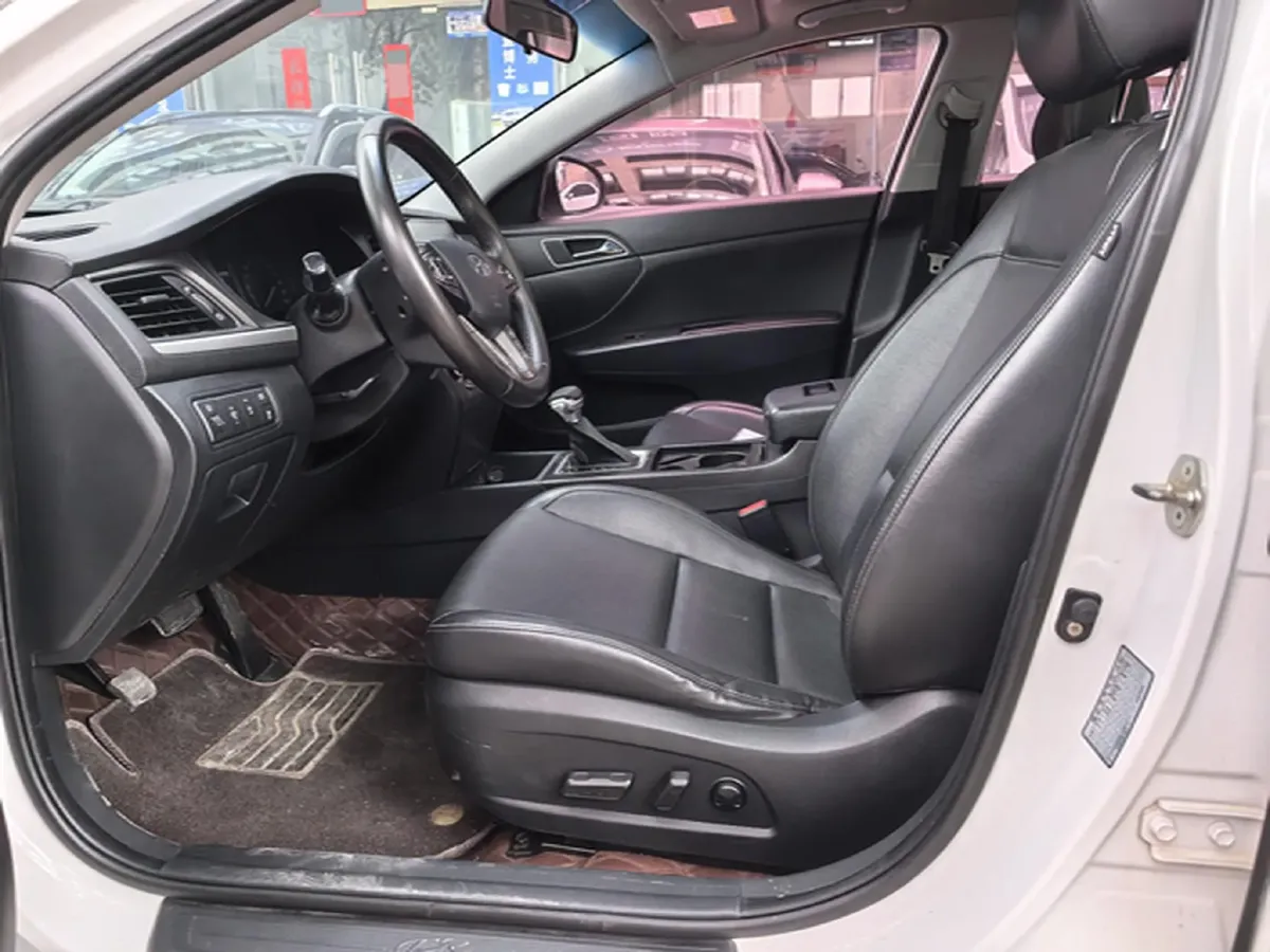 2017 Hyundai Mistra 1.8L 143HP L4 6AT,autocango,china used car exporter,china ev exporter,chinese used car exporter,chinese used ev exporter