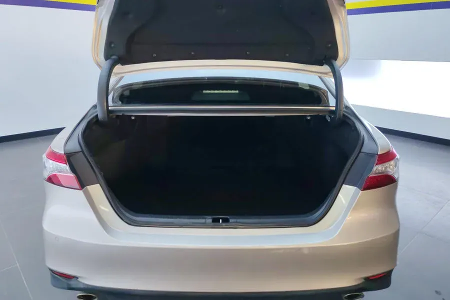 2021 Toyota Camry 2.0L 178HP L4 CVT,autocango,china used car exporter,china ev exporter,chinese used car exporter,chinese used ev exporter