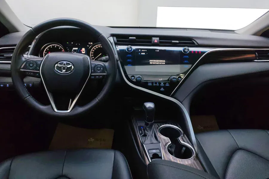 2021 Toyota Camry 2.0L 178HP L4 CVT,autocango,china used car exporter,china ev exporter,chinese used car exporter,chinese used ev exporter